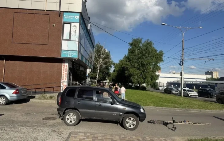 В Ставрополе в ДТП пострадал 12-летний пользователь электросамоката