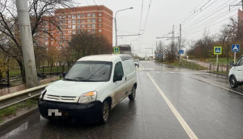 В Ставрополе Peugeot сбил пешеходку на переходе