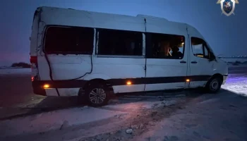 В Новоалександровском округе начали проверку после аварии с микроавтобусом